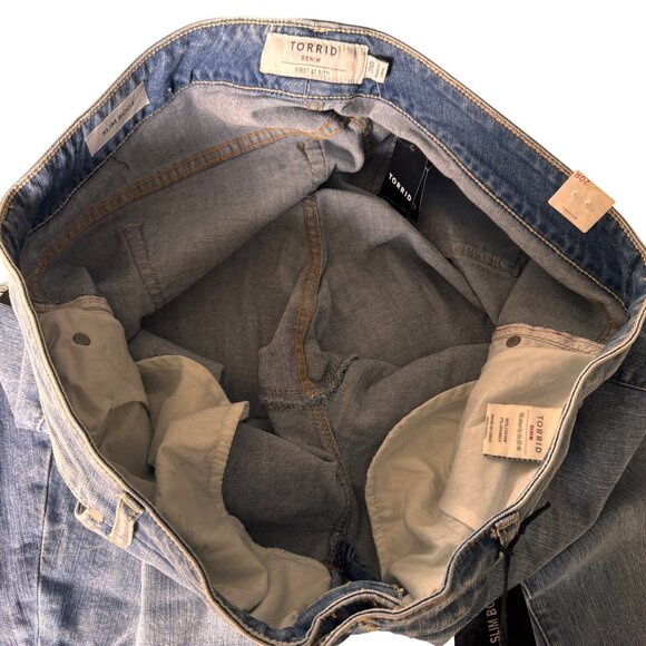 Torrid Womens Slim Boot Montecito Jeans Size 20 Medium Wash Denim Stretch Fit - Picture 7 of 15